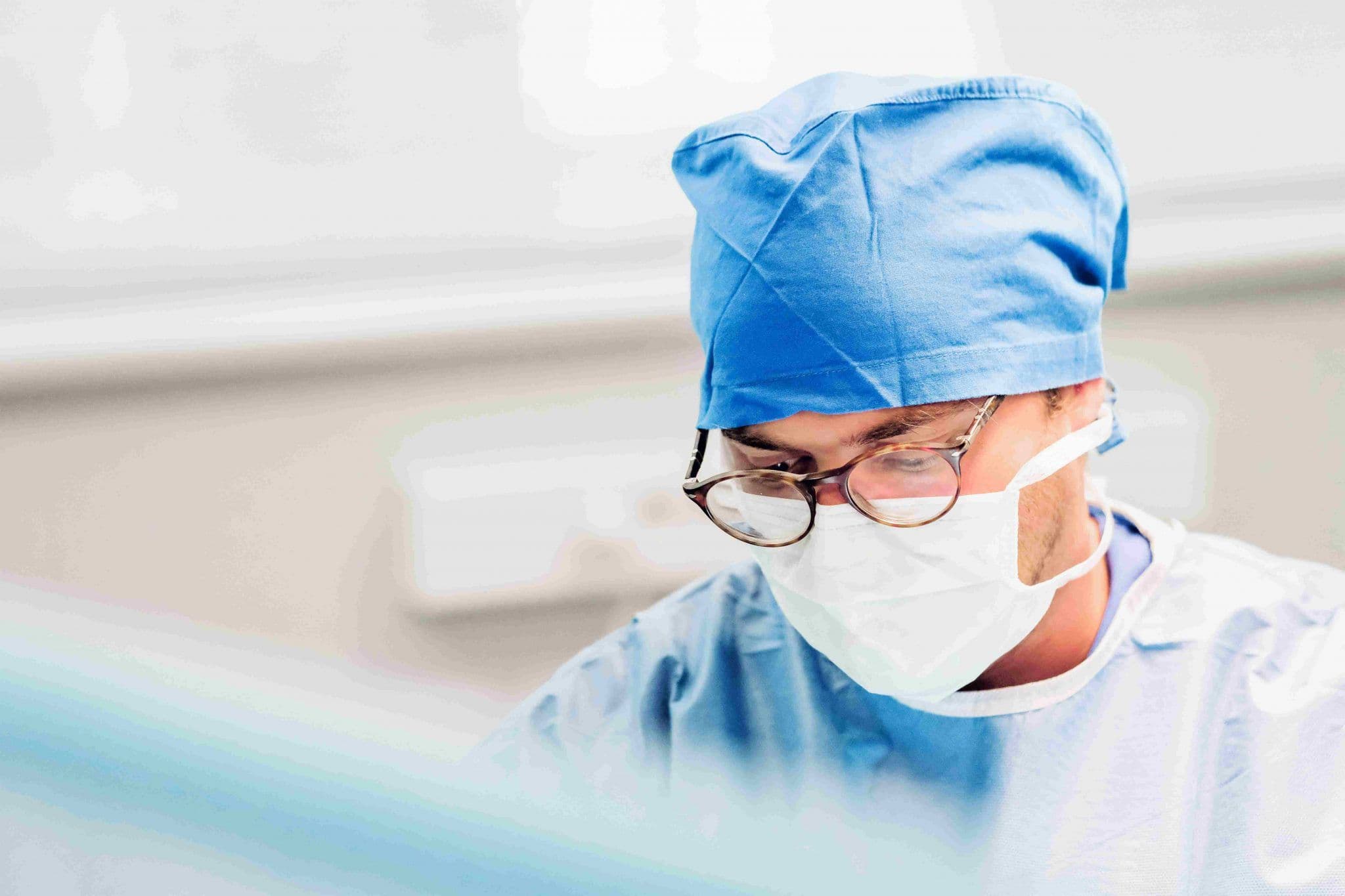 Votre chirurgien, le Dr Maxence Thomas